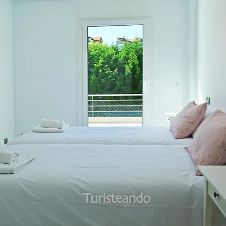 Apartmán De Lujo Aquarela - Piscina Climatizada Y Parking San Vicente De La Barquera